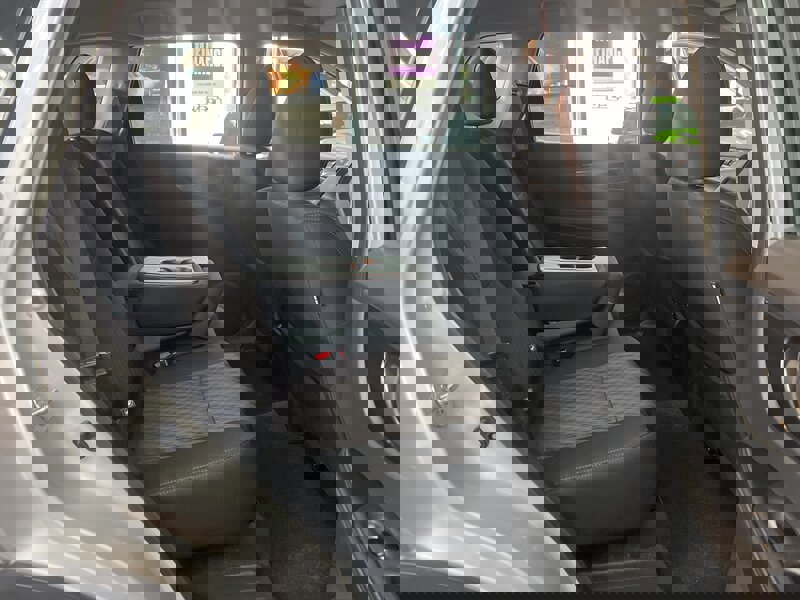 Used 2019 Nissan Rogue S image 22