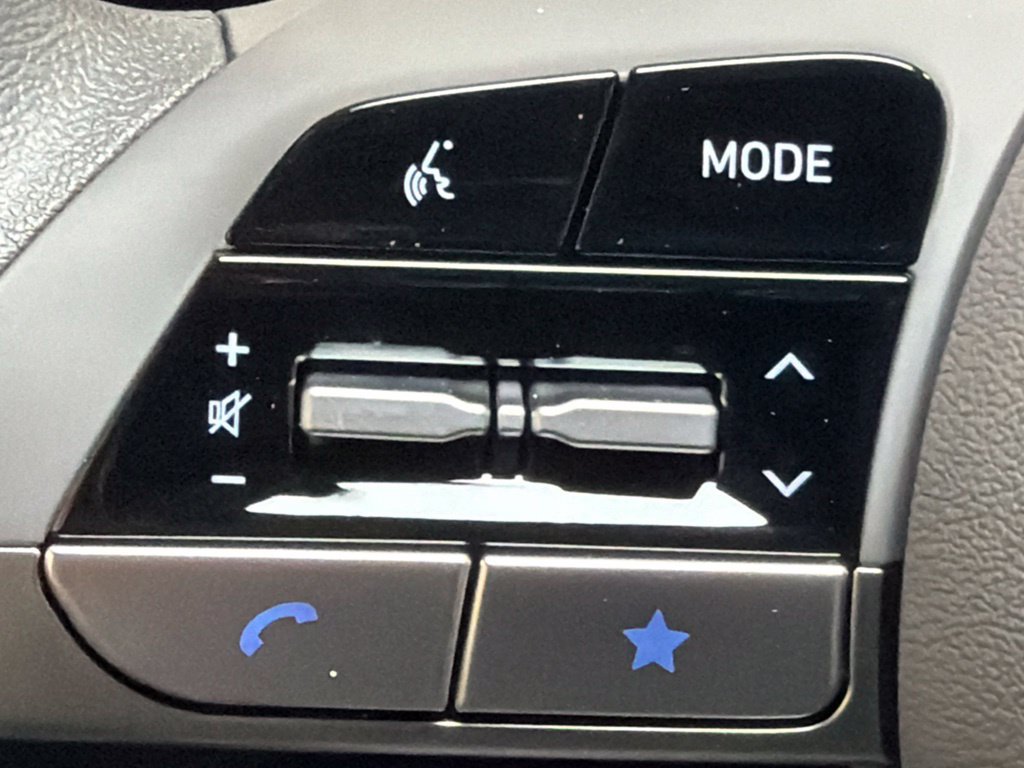 New 2026 Hyundai Elantra SE FWD image 20