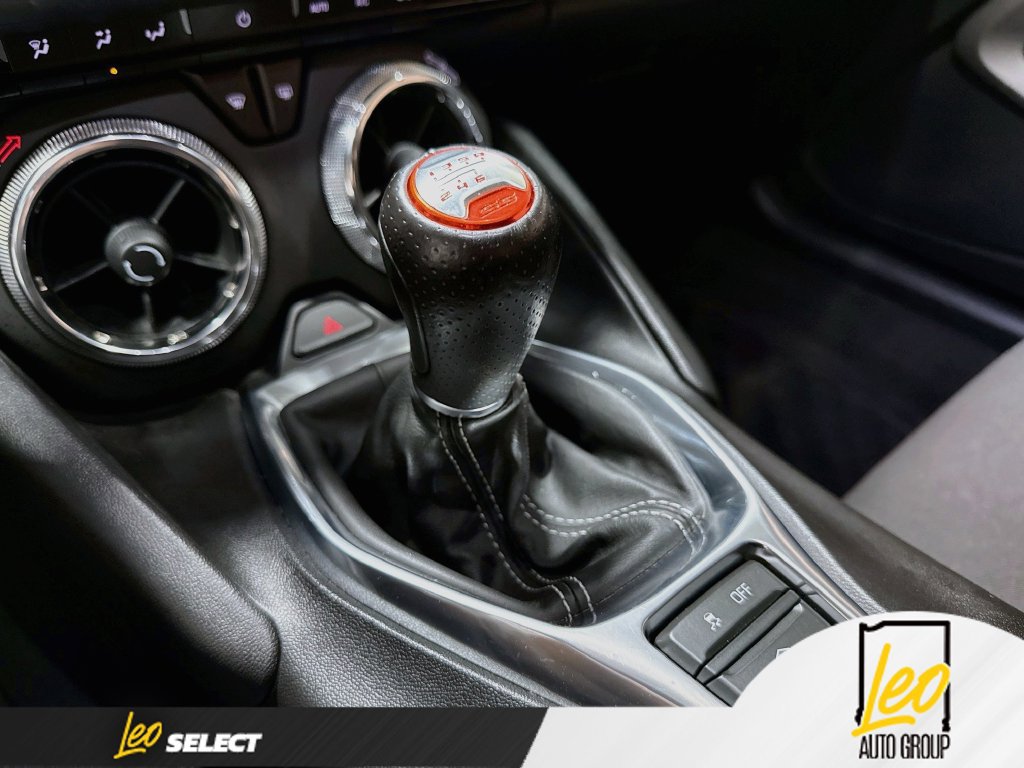 Used 2017 Chevrolet Camaro SS RWD image 19