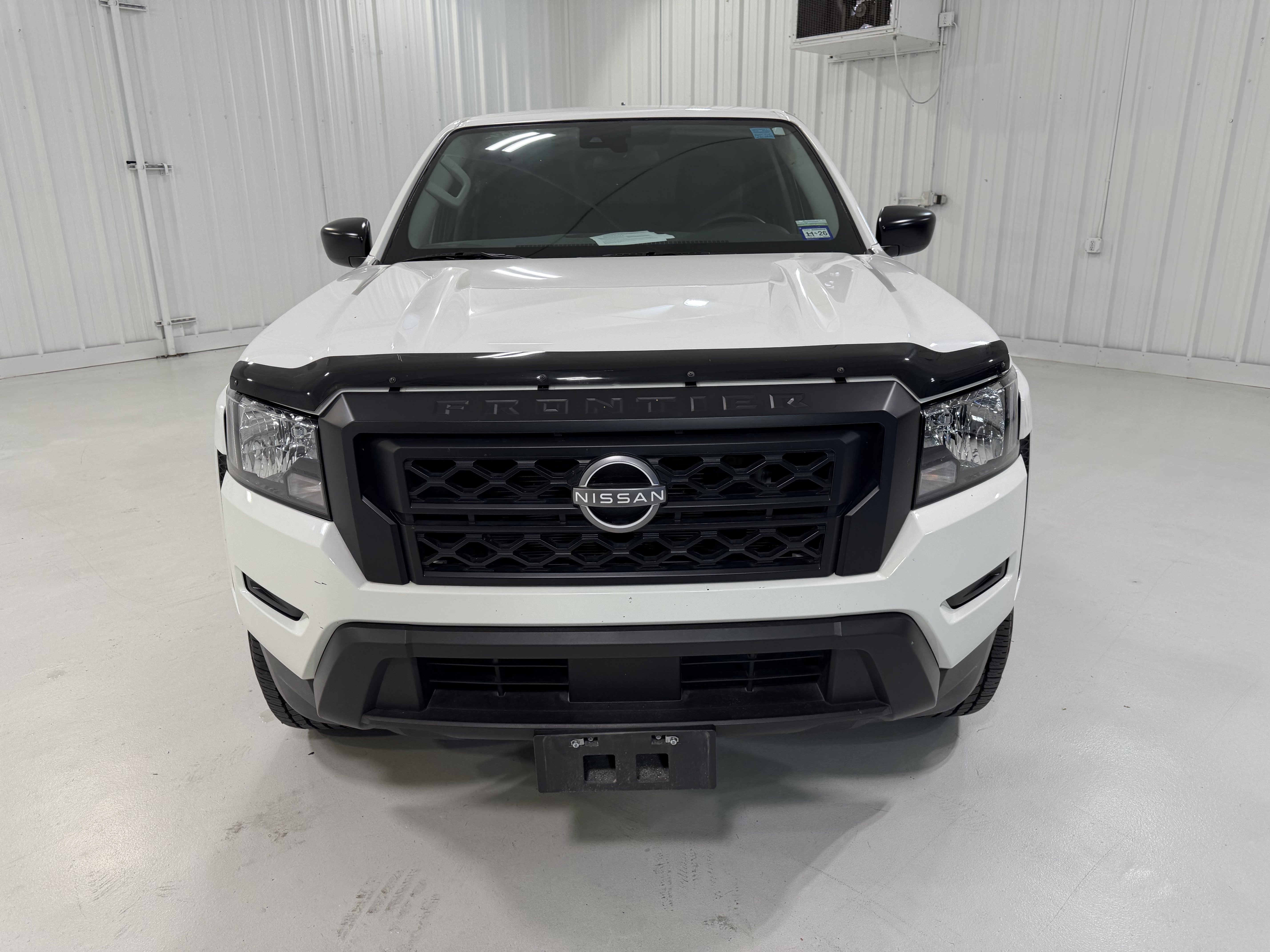 Used 2022 Nissan Frontier S w/ Technology Package RWD image 8