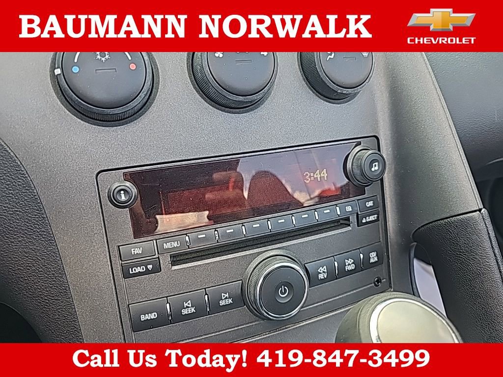 Used 2007 Pontiac Solstice Convertible w/ Premium Package RWD image 36