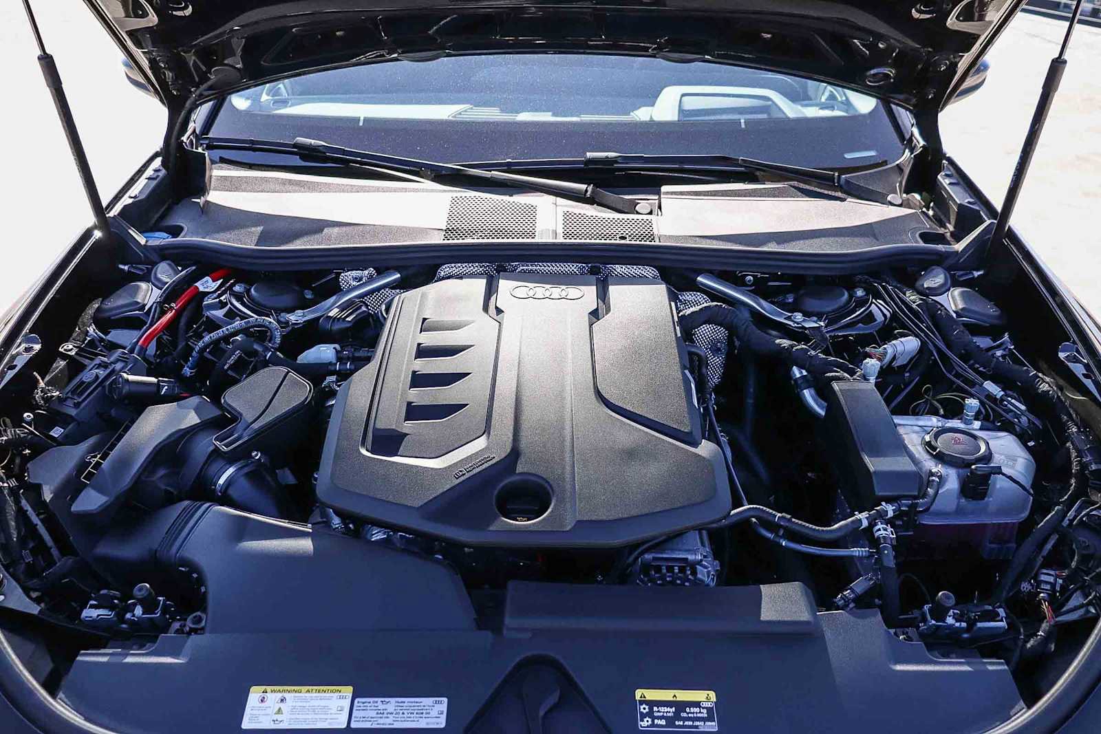 Used 2025 Audi A5 2.0T Premium Plus w/ Premium Plus image 38