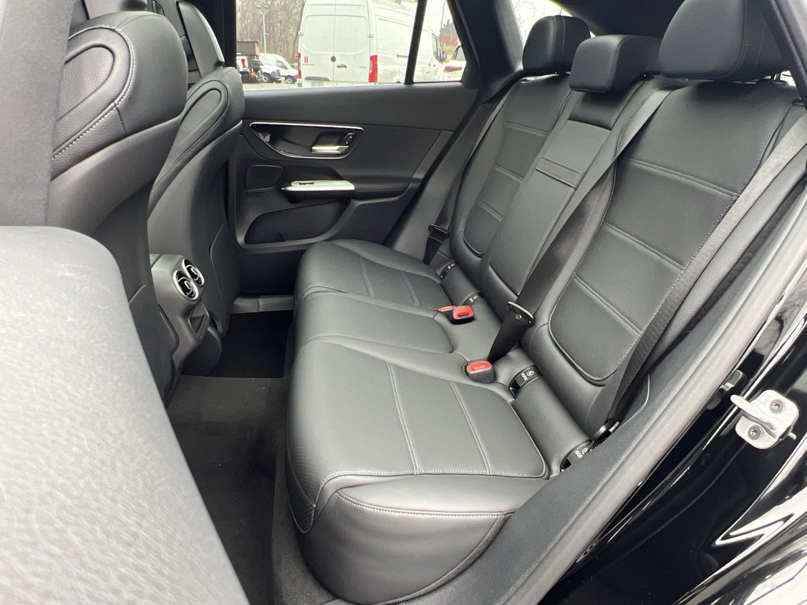 New 2026 Mercedes-Benz GLC 300 4MATIC image 23