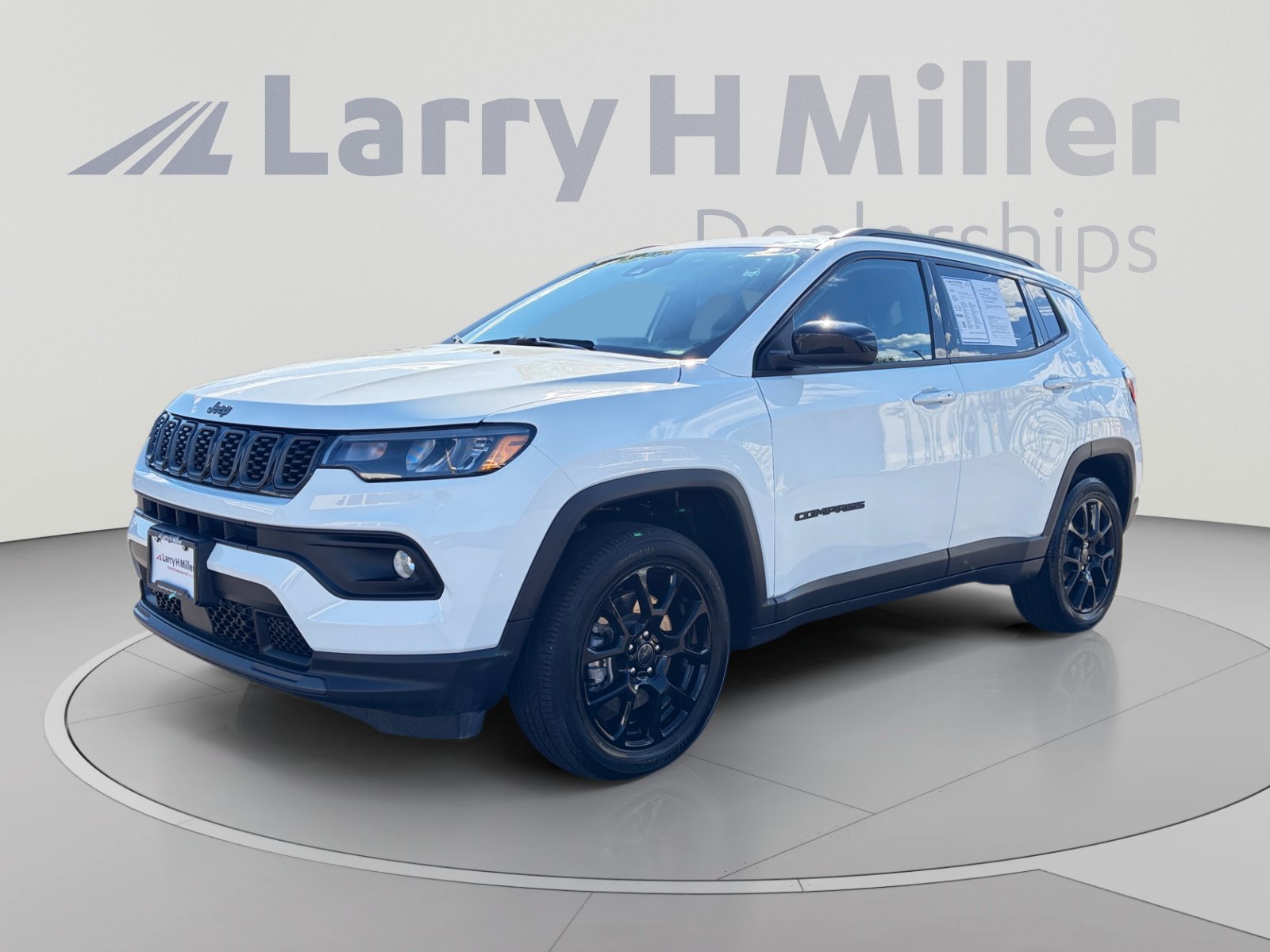 Used 2025 Jeep Compass Latitude w/ Convenience Group
