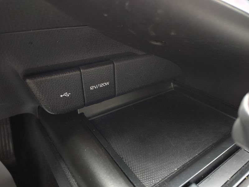 Used 2024 Toyota Camry SE FWD image 32