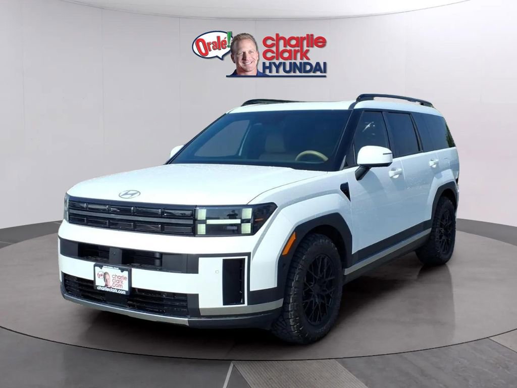 Used 2025 Hyundai Santa Fe Limited image 2