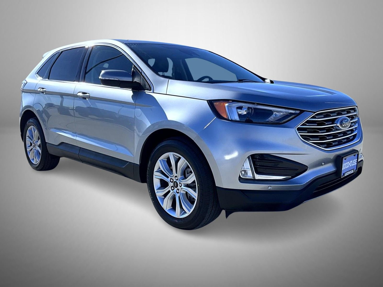 Used 2024 Ford Edge Titanium image 3