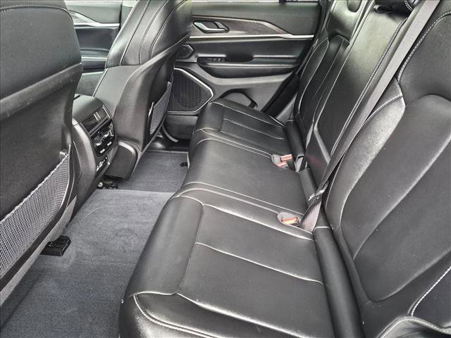 Used 2023 Jeep Grand Cherokee 4WD 4xe image 18
