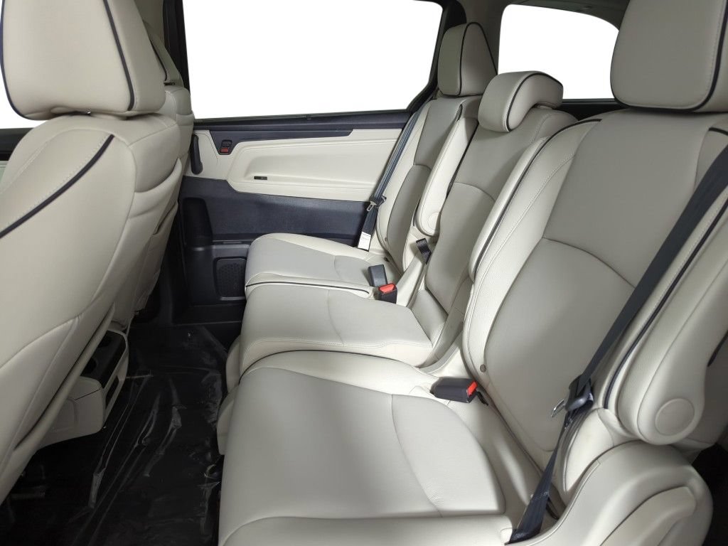 New 2026 Honda Odyssey Touring image 23