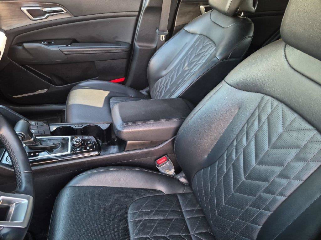 Used 2024 Kia Sportage X-Line w/ X-Line Premium Package AWD/4WD image 17
