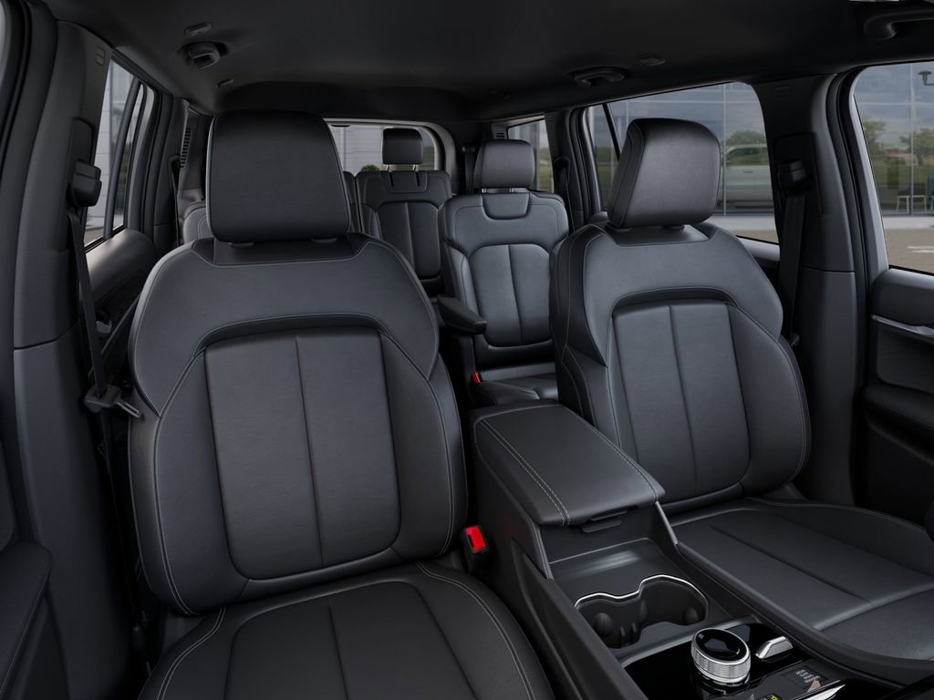 New 2025 Jeep Grand Cherokee L Limited w/ Black Appearance Package image 18