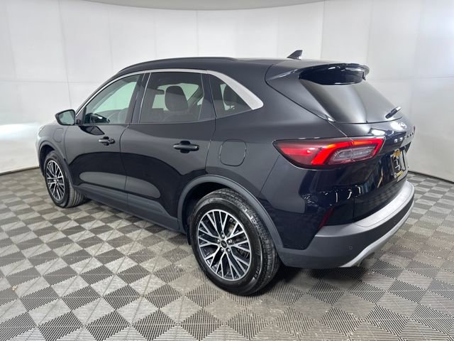 Used 2023 Ford Escape SE image 5