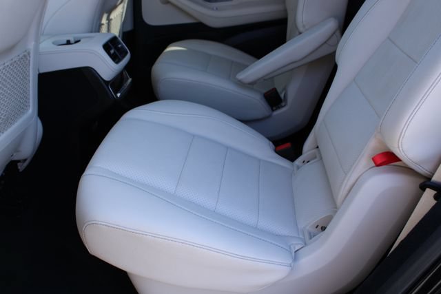 Used 2024 Mercedes-Benz GLS 450 4MATIC image 44
