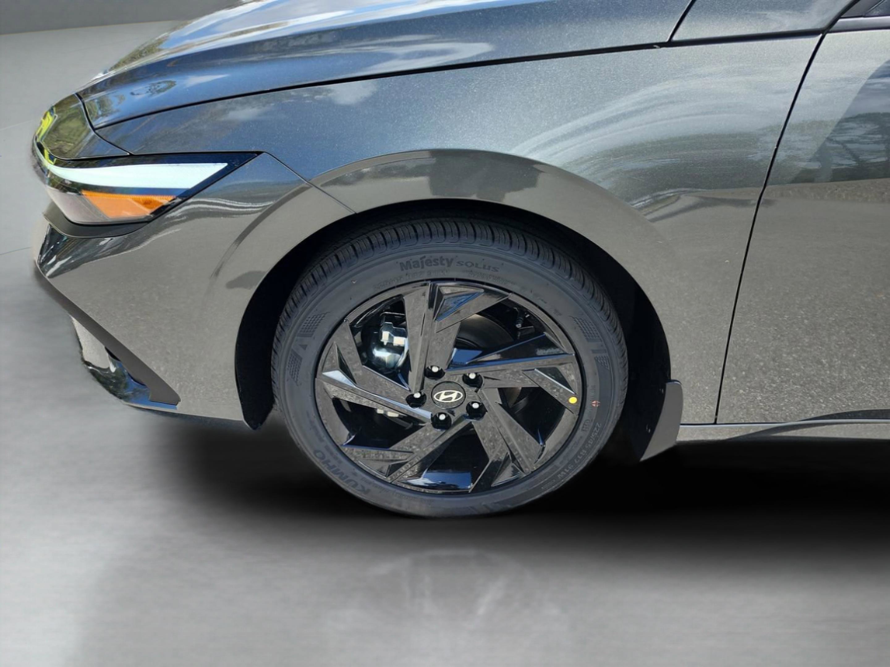 New 2026 Hyundai Elantra Sport image 31