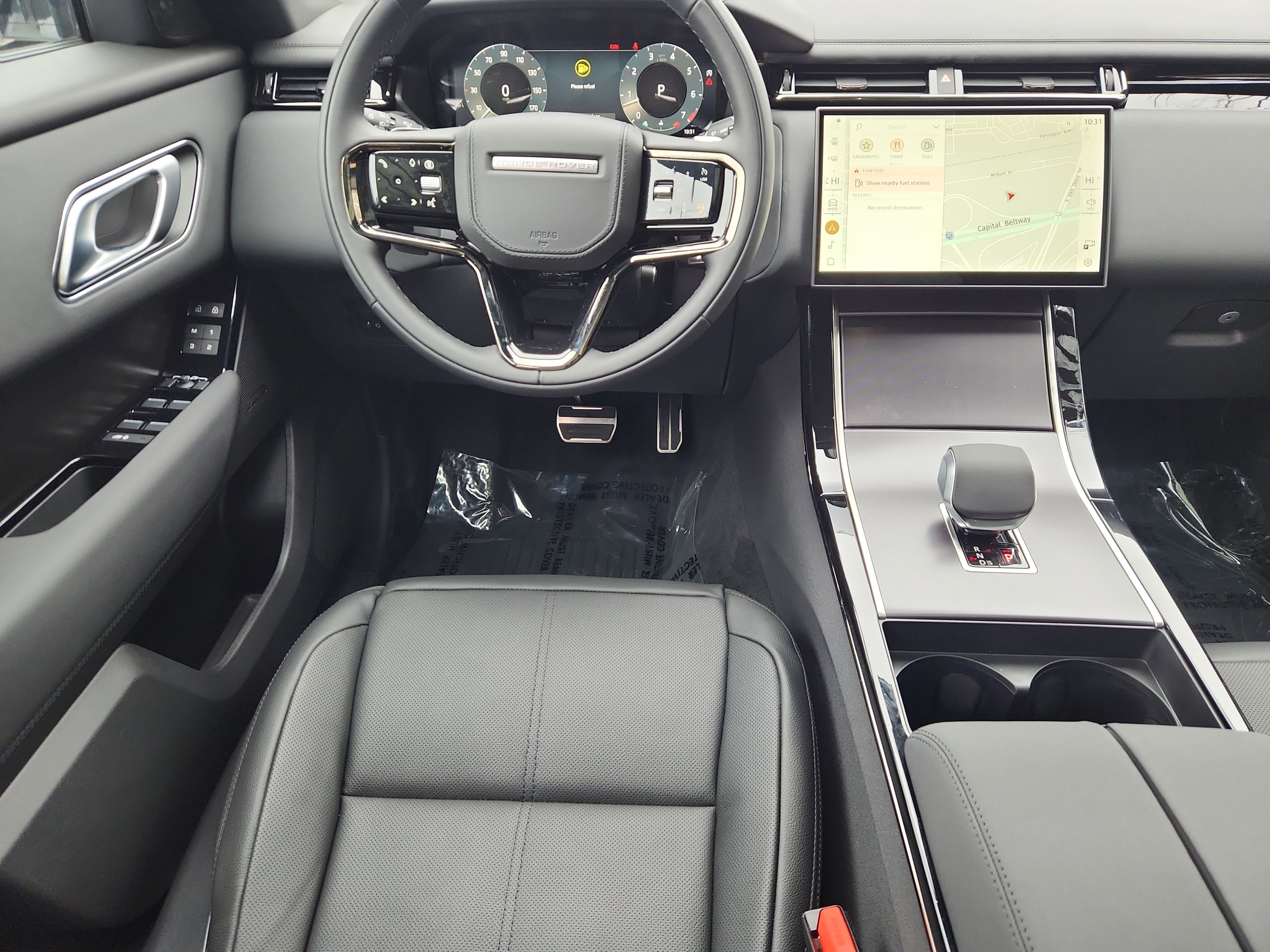 New 2026 Land Rover Range Rover Velar Dynamic SE image 4
