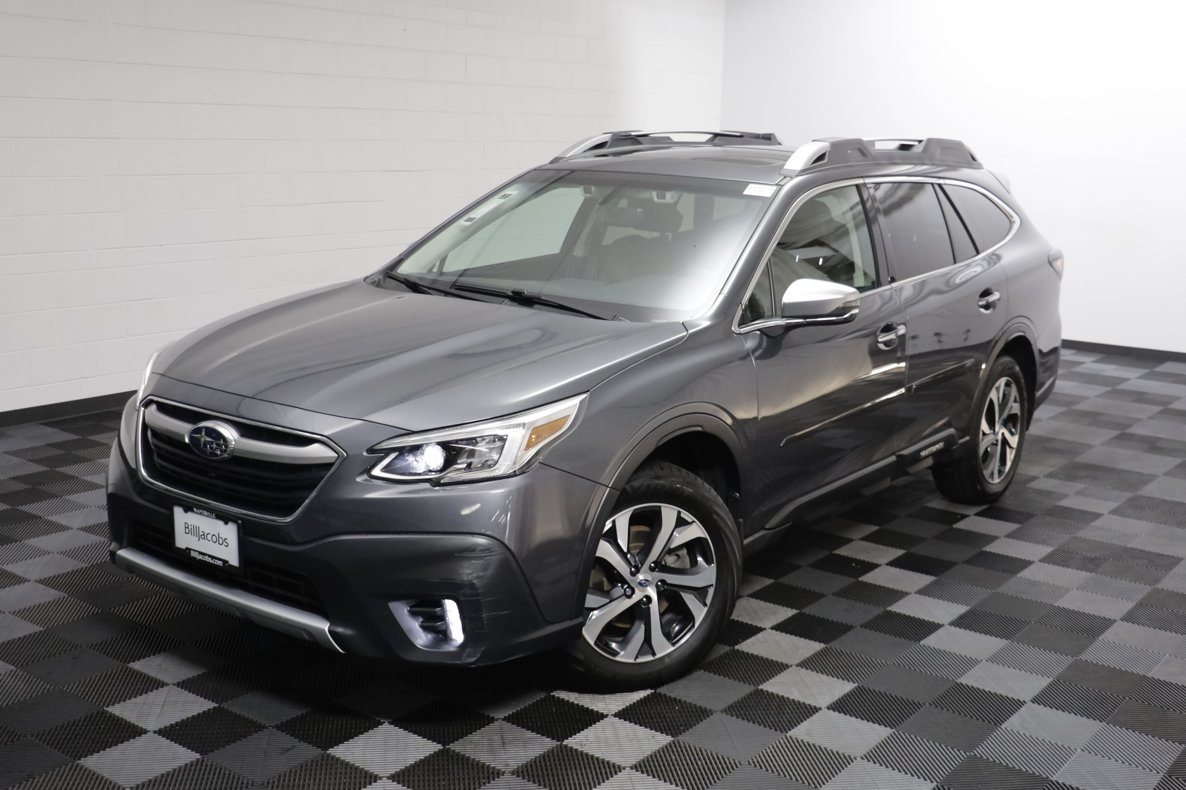Used 2021 Subaru Outback Touring w/ Popular Package #2 AWD/4WD image 2