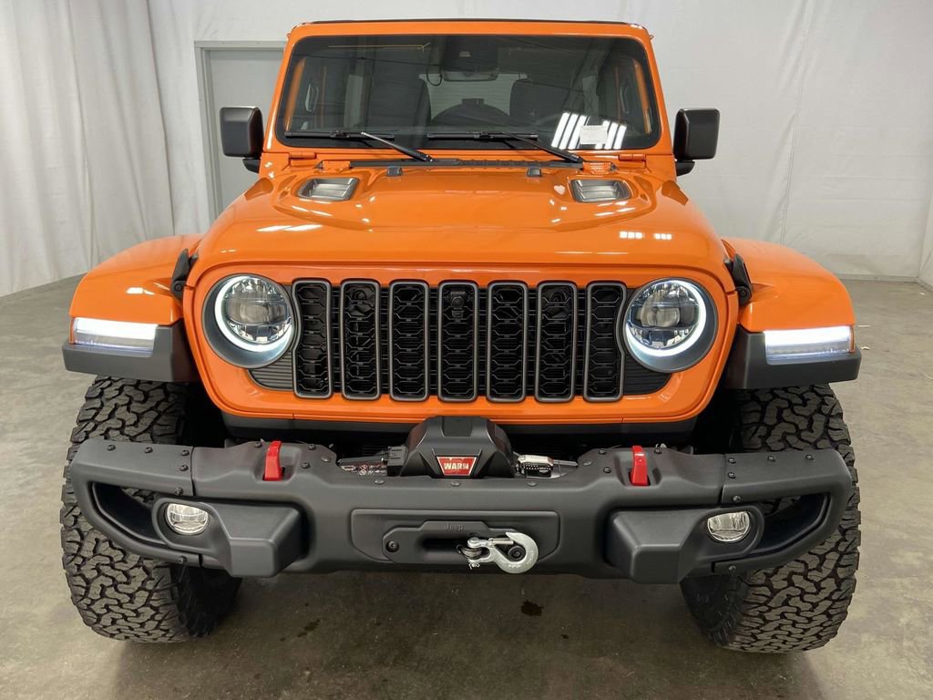 New 2025 Jeep Wrangler Unlimited Rubicon w/ XTREMEE 35" Tire Package image 6