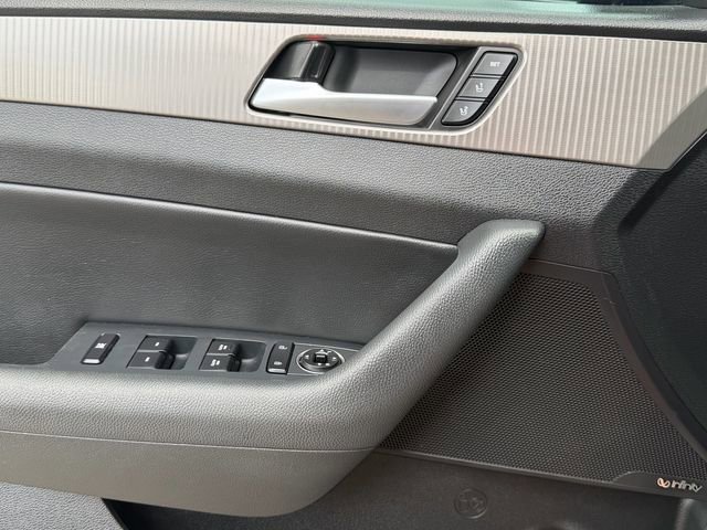 Used 2019 Hyundai Sonata Limited FWD image 23