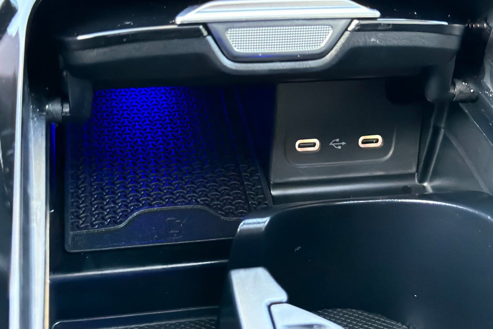 Certified 2025 Mercedes-Benz C 300 Sedan image 23