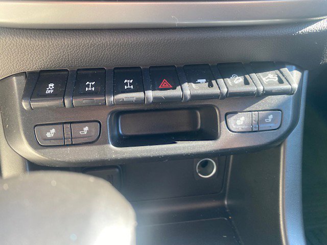 Used 2022 Chevrolet Colorado ZR2 image 8