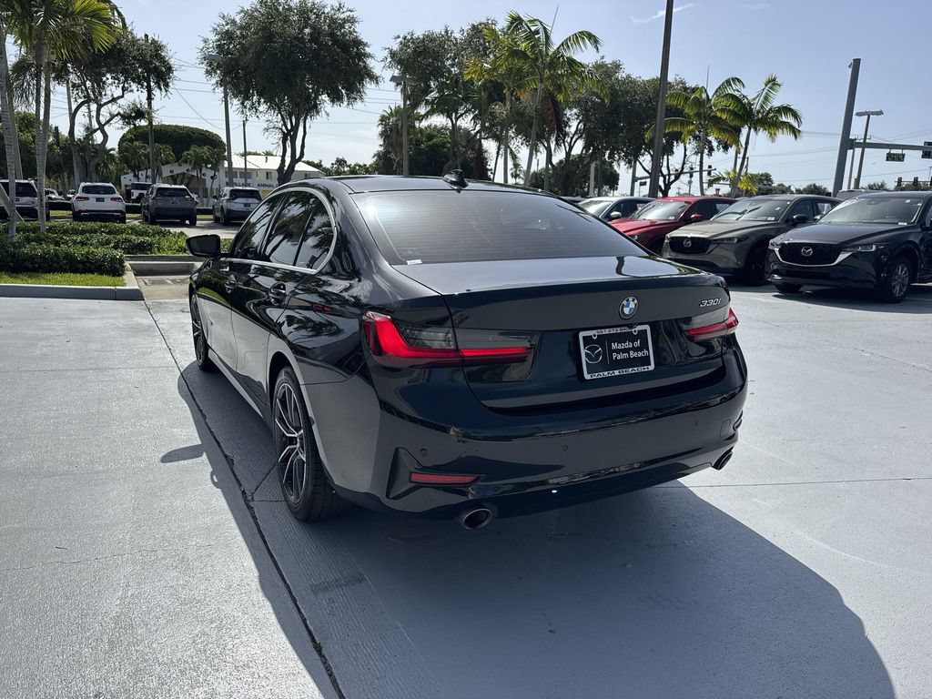 Used 2022 BMW 330i Sedan w/ Convenience Package RWD image 13