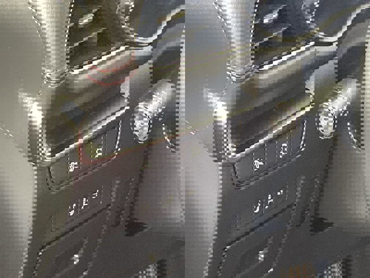 Used 2024 MAZDA MAZDA3 s image 13