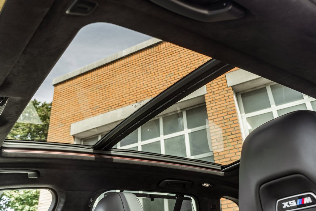 Used 2021 BMW X5 M w/ Competition Package image 12