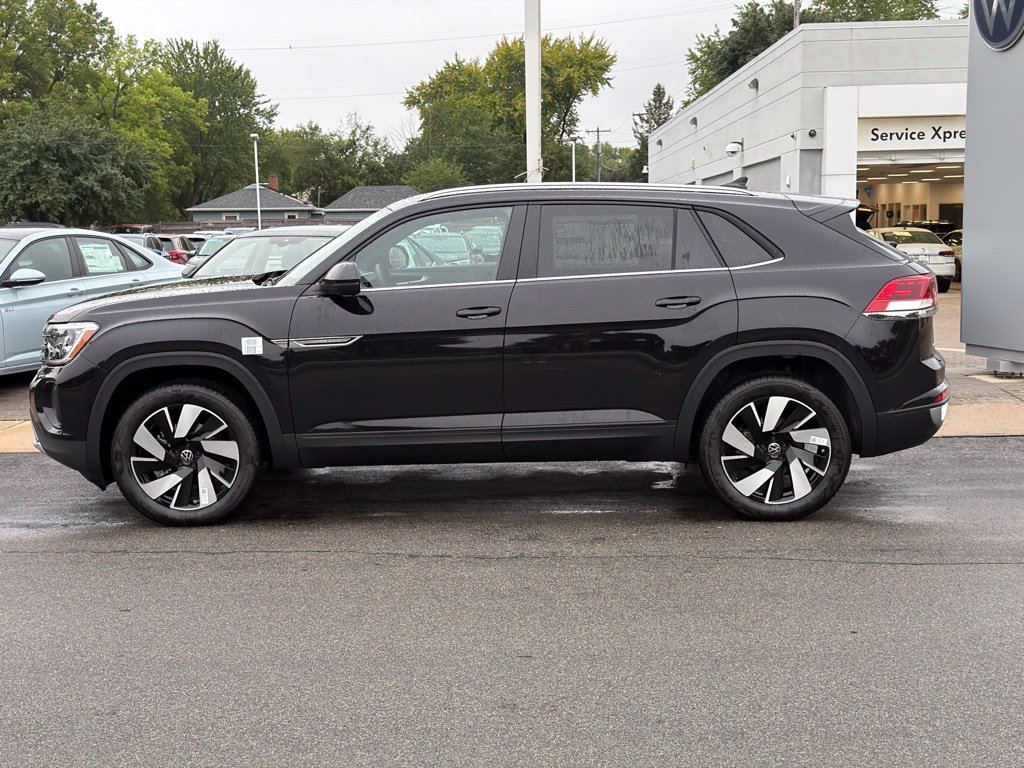 New 2026 Volkswagen Atlas Cross Sport SE AWD/4WD image 4