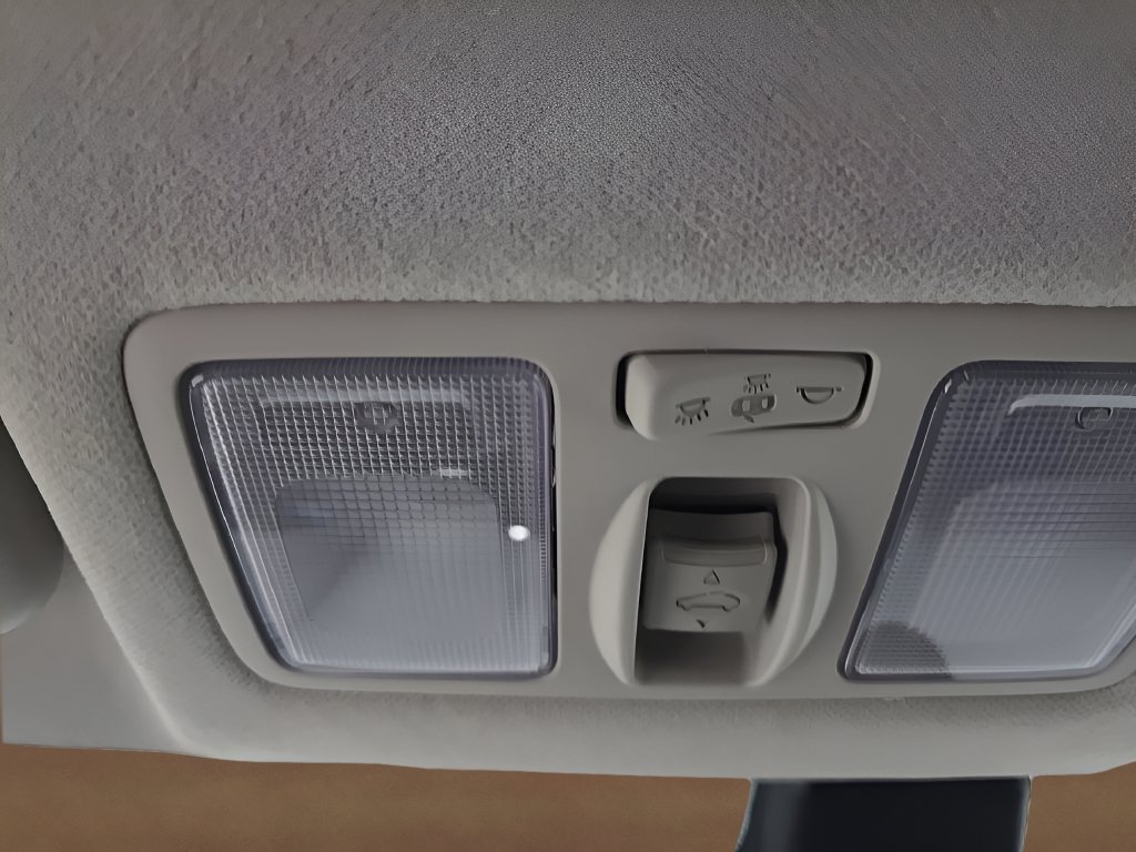 New 2026 Hyundai Venue SEL FWD image 38