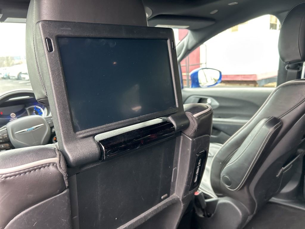 Used 2020 Chrysler Pacifica Limited w/ Advanced Safetytec Group image 13