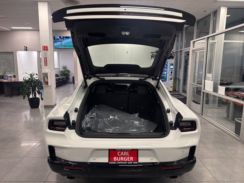 New 2026 Dodge Charger Scat Pack image 5