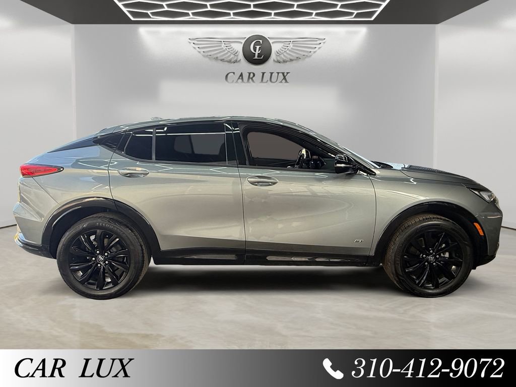 Used 2025 Buick Envista Sport Touring image 6