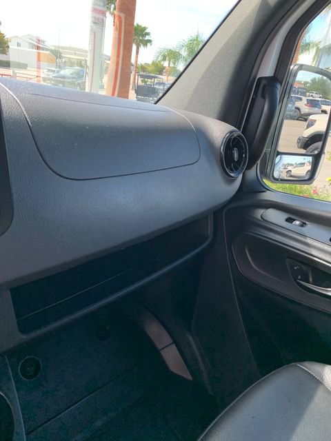 Used 2023 Mercedes-Benz Sprinter 2500 image 31