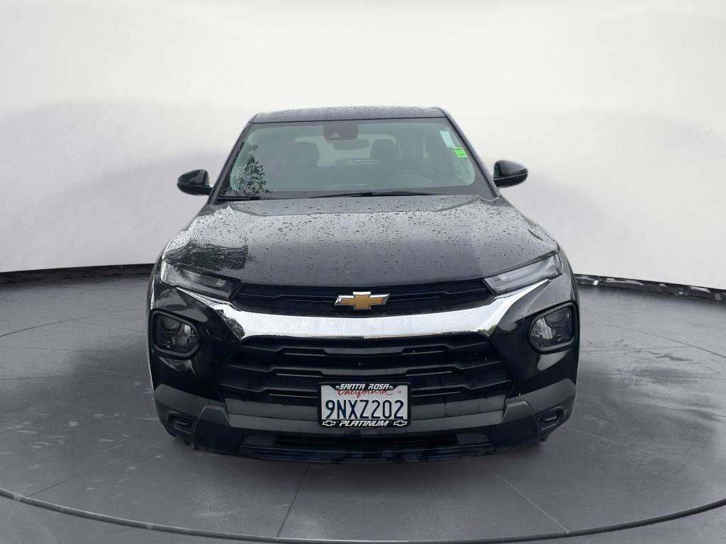 Used 2023 Chevrolet TrailBlazer LS image 2