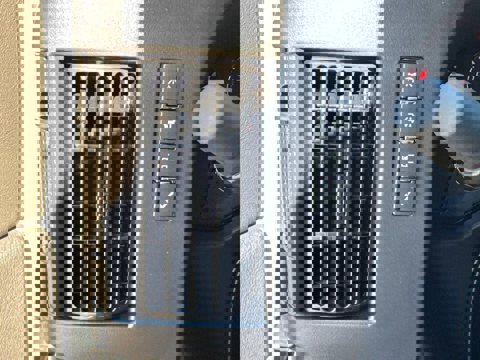 New 2025 GMC Savana 2500 w/ Driver Convenience Package image 32