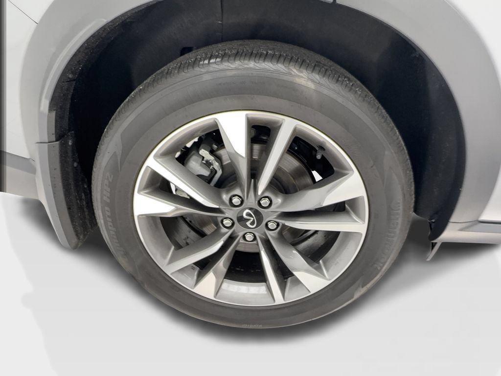 Used 2025 INFINITI QX60 Luxe FWD image 16