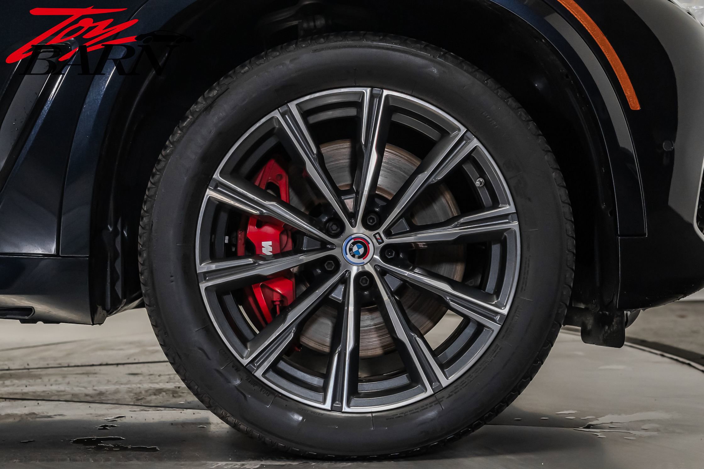 Used 2023 BMW X5 M50i w/ Executive Package image 16