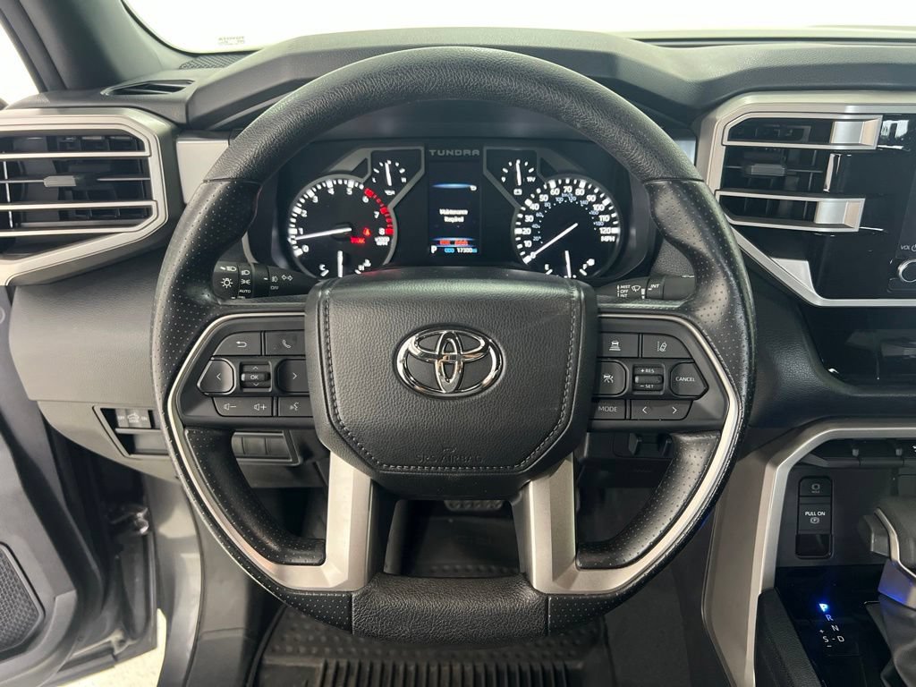 Used 2025 Toyota Tundra SR5 w/ SR5 Convenience Package AWD/4WD image 11
