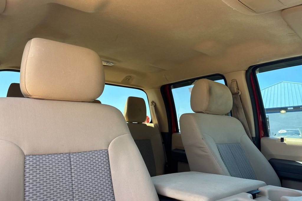 Used 2016 Ford F250 XLT w/ XLT Premium Package AWD/4WD image 16
