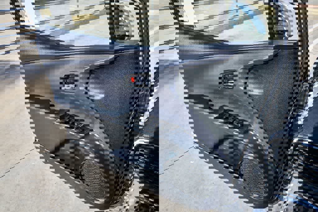 Used 2019 Toyota Prius Prime Advanced image 26