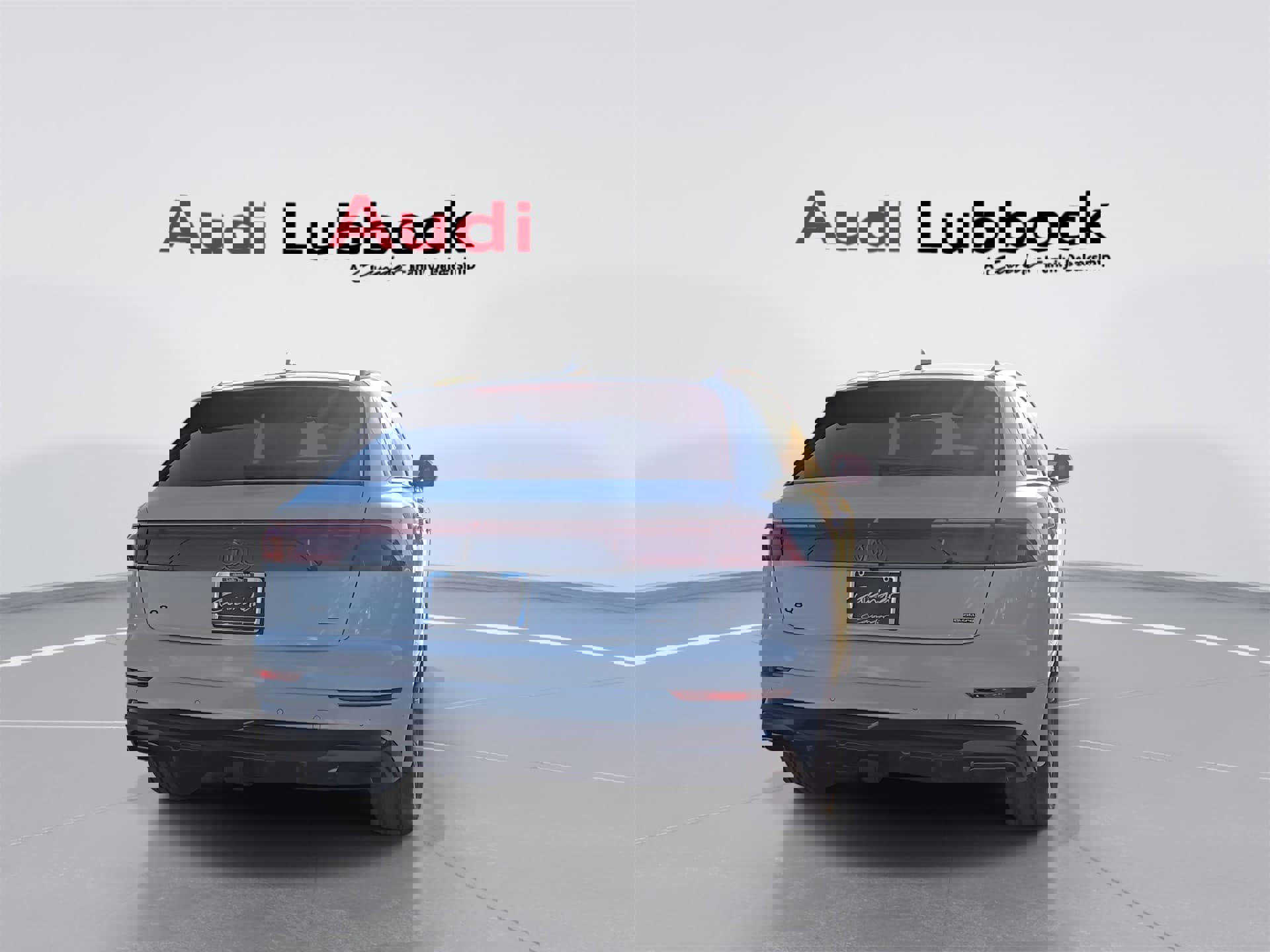 New 2026 Audi Q8 Premium Plus image 7