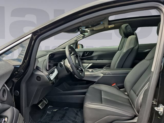 Used 2026 Cadillac Optiq Luxury 1 w/ LPO, Floor Liner Package RWD image 10