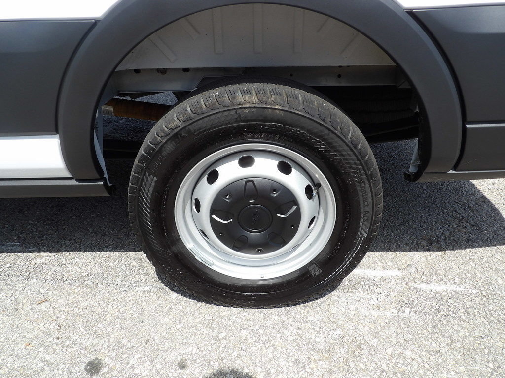 Used 2025 Ford Transit 250 148 Medium Roof w/ Load Area Protection Package RWD image 43
