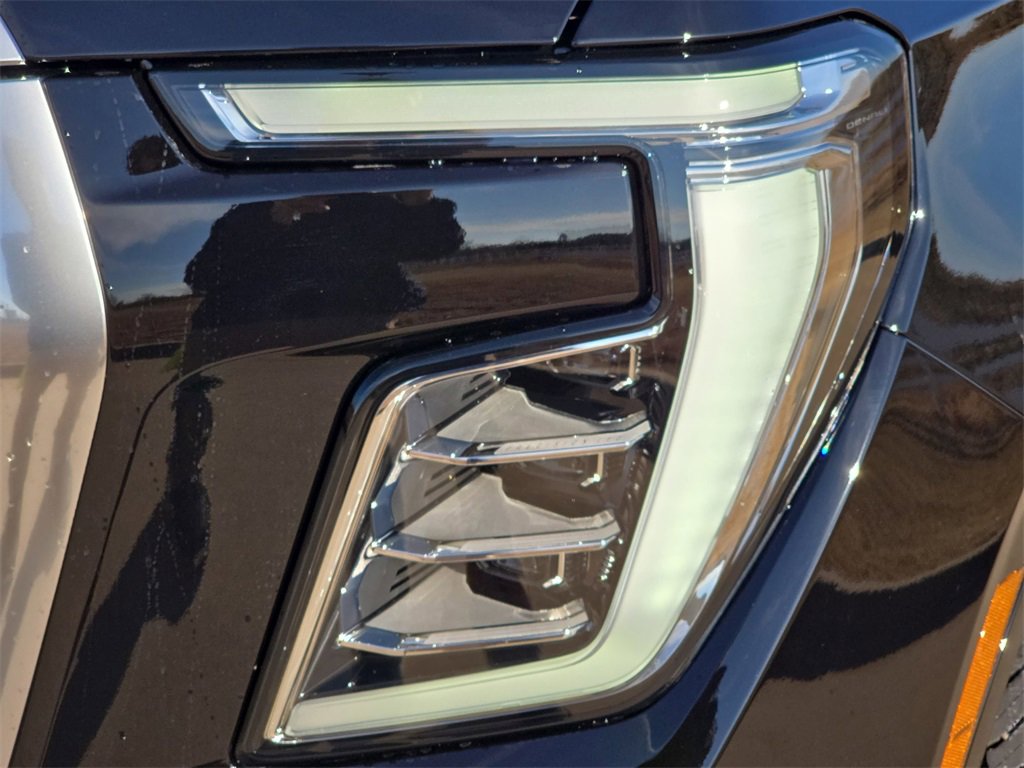 New 2026 GMC Yukon Denali w/ Sun & Power Step Package image 32