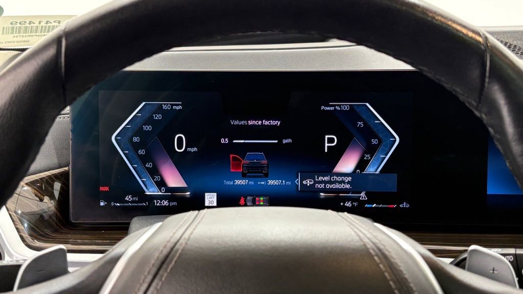 Used 2023 BMW X7 xDrive40i image 39