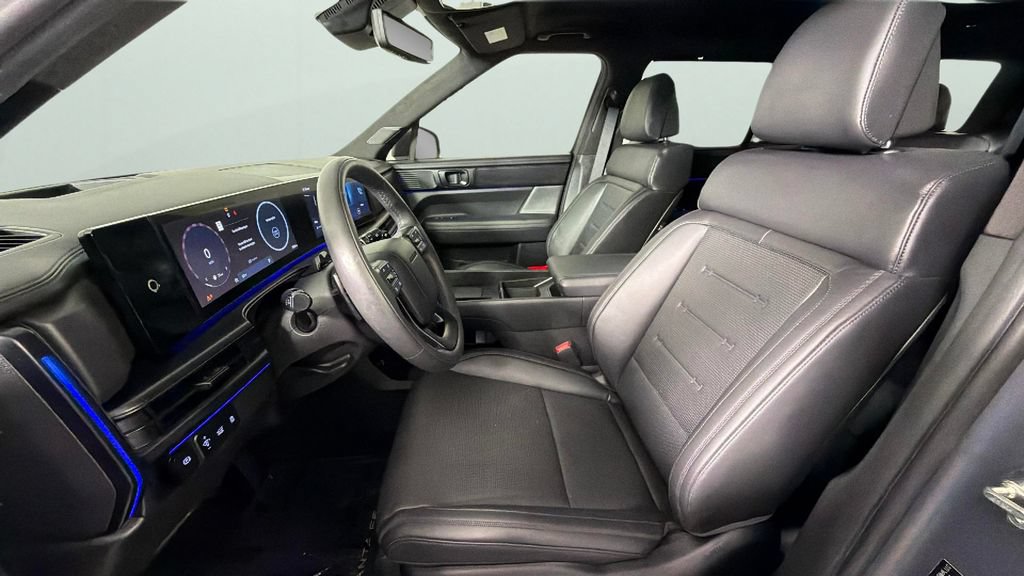 Used 2024 Hyundai Santa Fe Calligraphy FWD image 17