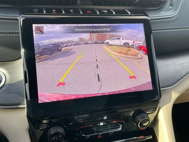 New 2025 Jeep Grand Cherokee Limited image 23