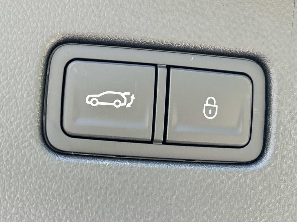 New 2026 Genesis GV70 2.5T Sport Prestige image 13