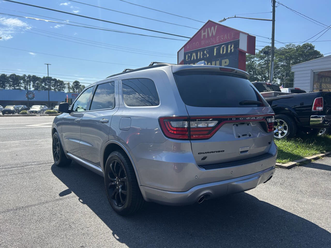 Used 2019 Dodge Durango R/T w/ Technology Group image 7