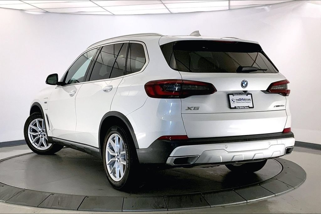 Certified 2023 BMW X5 xDrive45e w/ Luxury Seating Package AWD/4WD image 10